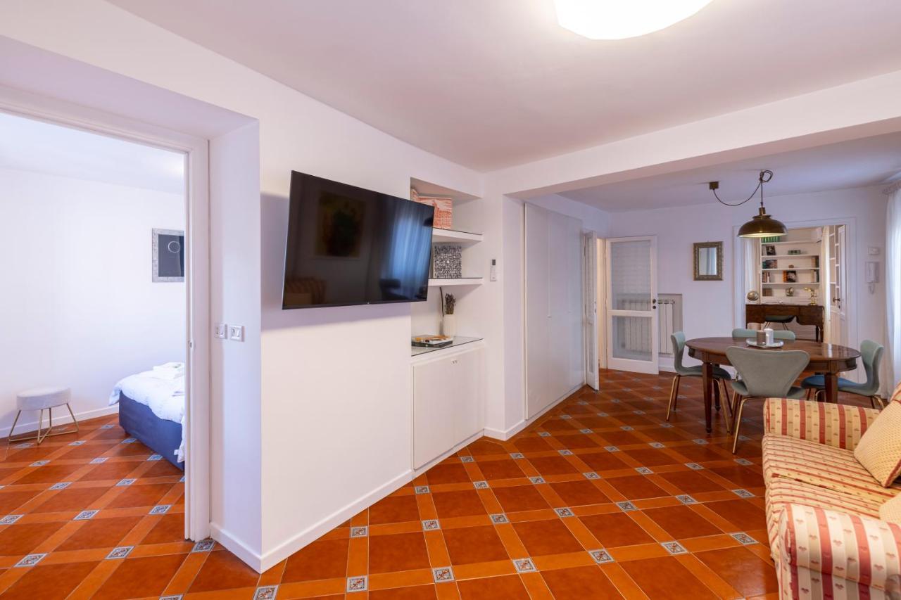 Parlamento Luxury Apartment ローマ エクステリア 写真