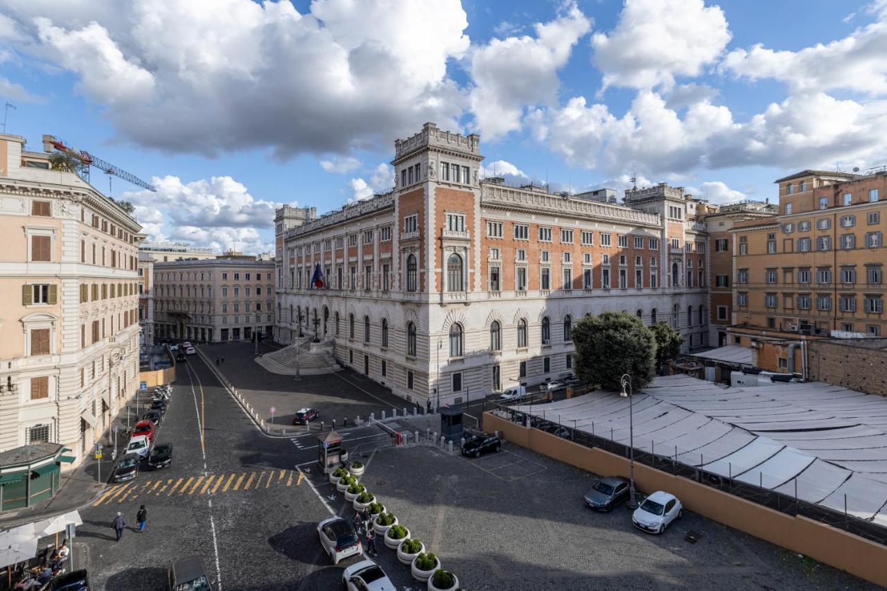 Parlamento Luxury Apartment ローマ エクステリア 写真