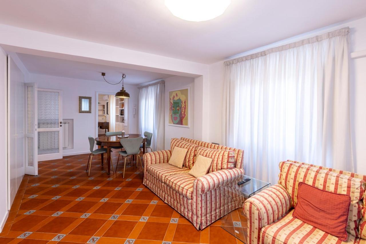 Parlamento Luxury Apartment ローマ エクステリア 写真
