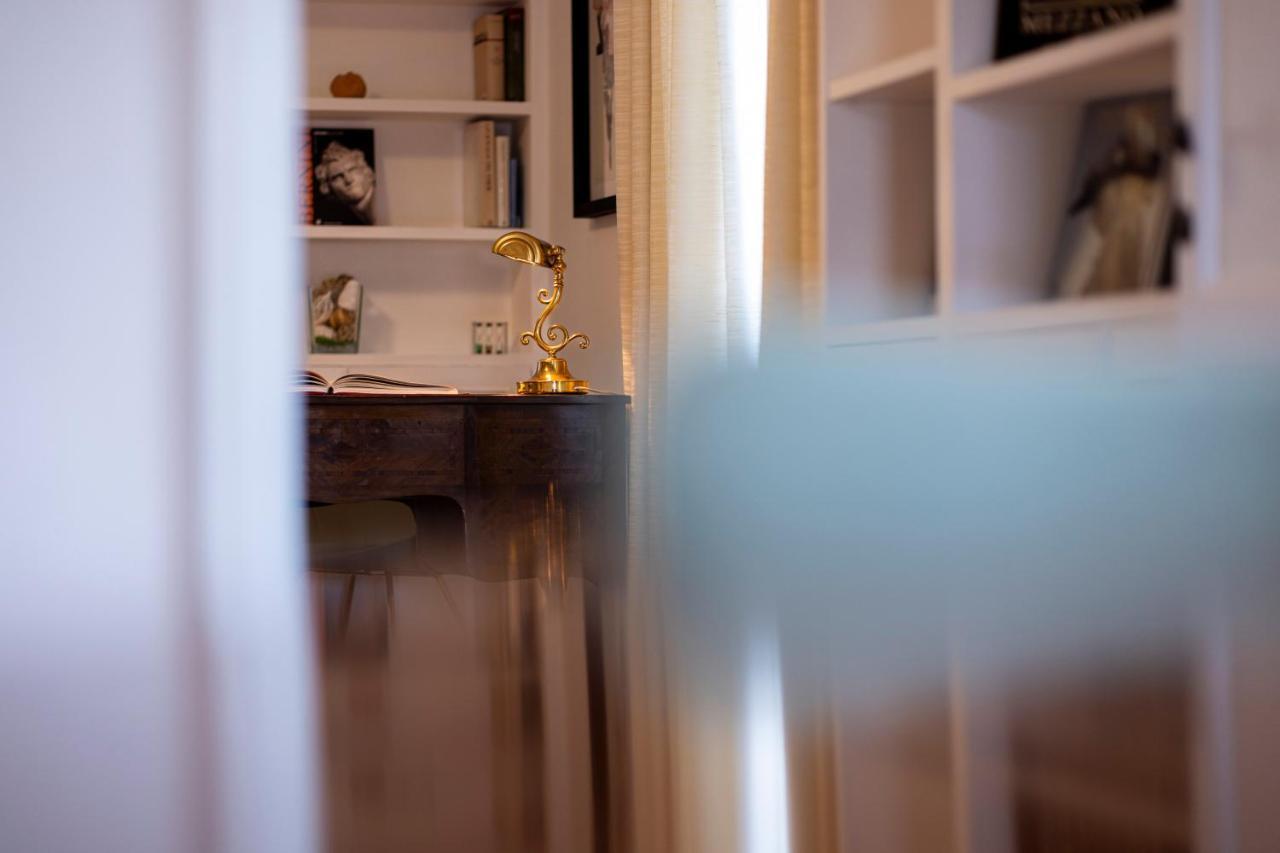 Parlamento Luxury Apartment ローマ エクステリア 写真