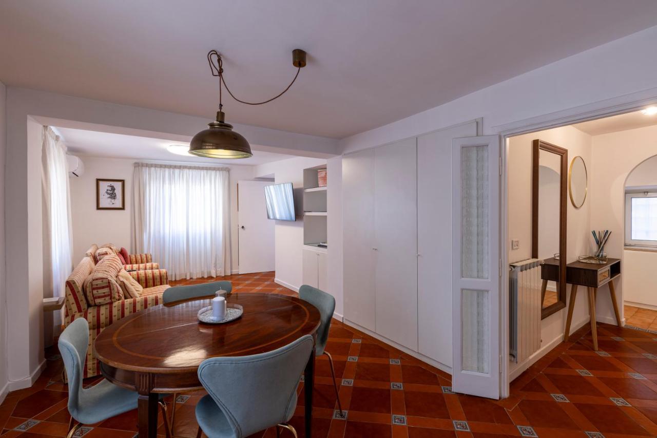 Parlamento Luxury Apartment ローマ エクステリア 写真